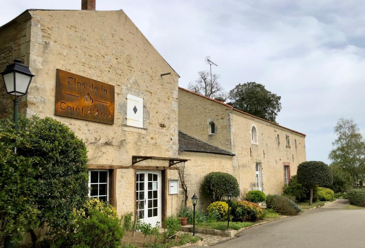 Clos De La Court D'Aron Saint-Cyr-en-Talmondais Exterior foto